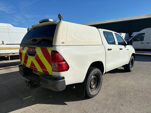 Toyota Hilux ACTIVE 4WD D-4D DCB 3