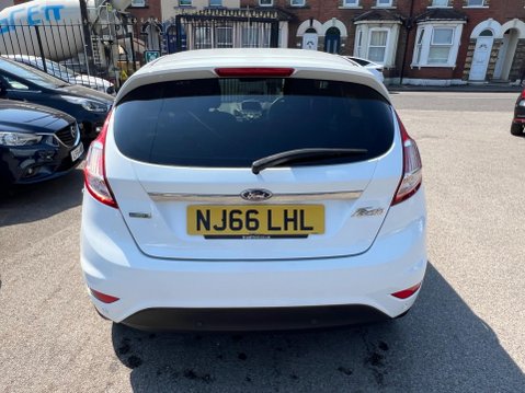 Ford Fiesta 1.0T EcoBoost Titanium Euro 6 (s/s) 5dr 5