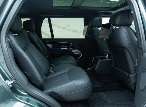 Land Rover Range Rover P530 Autobiography LWB 15