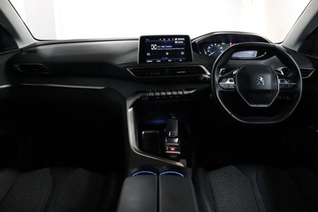 Peugeot 3008 PURETECH S/S ALLURE 41