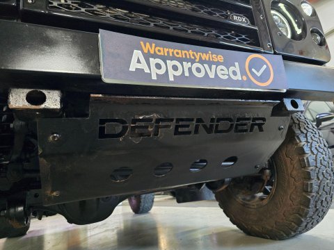 Land Rover Defender 90 HARD-TOP TD5 30