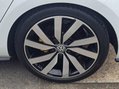 Volkswagen Golf 2.0 TDI R-Line DSG Euro 6 (s/s) 5dr 37