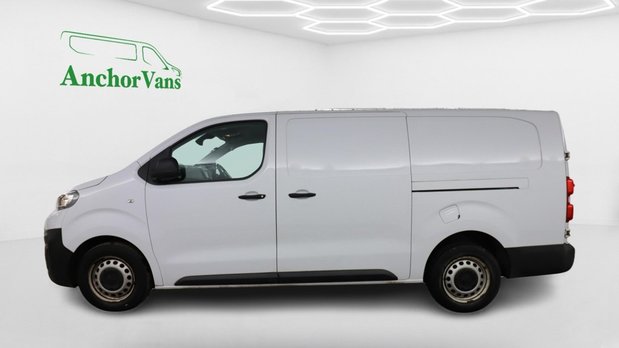 Peugeot Expert XLWB L3H1 Low Roof Professional 2900 Air Con EURO 6 7