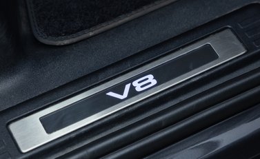 Land Rover Defender 110 V8 P525 29