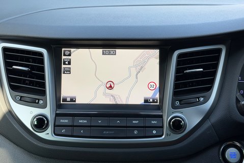 Hyundai TUCSON CRDI PREMIUM SE - 2 OWNERS - 10 HYUNDAI SERVICES  42