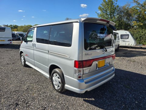 Mazda B Friendee Aero City Runner 6
