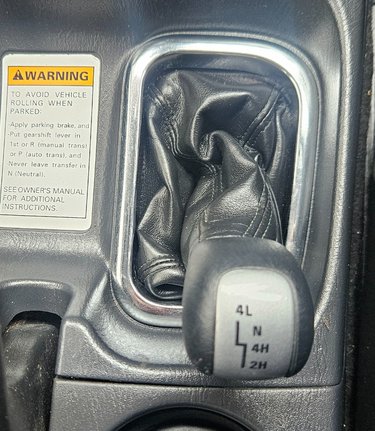 Suzuki Grand Vitara 2.0 16V LOOK! ONLY 63000 MILES! 4x4! ONE OWNER FROM NEW! FSH! 3