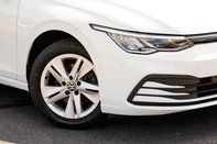 Volkswagen Golf LIFE TSI 11