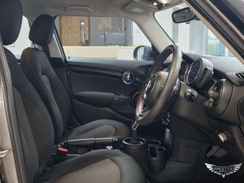 Mini Hatch 1.5 Cooper Classic Steptronic Euro 6 (s/s) 5dr 56