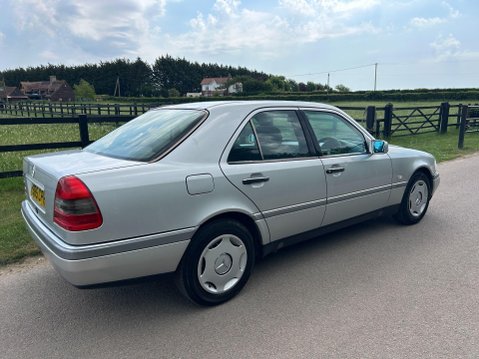 Mercedes-Benz C Class 1.8 C180 Elegance 4dr 16
