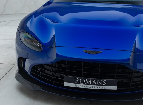 Aston Martin V12 Vantage ROADSTER 31