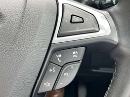 Ford S-Max 2.5 S-Max Titanium HEV CVT 5dr 55
