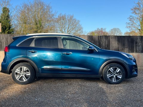 Kia Niro 2 5