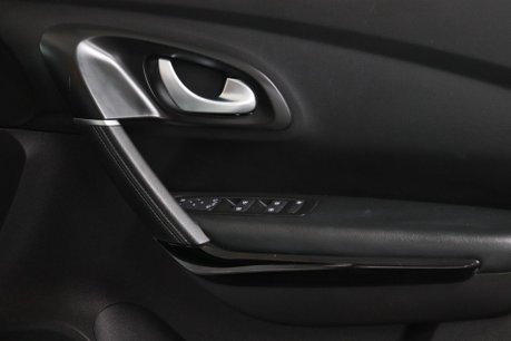 Renault Kadjar ICONIC TCE 36