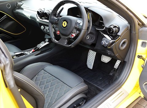 Ferrari F12 Berlinetta 22