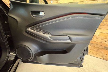 Nissan Juke 1.0 DIG-T Tekna SUV 5dr Petrol DCT Auto Euro 6 (s/s) (114 ps) 45