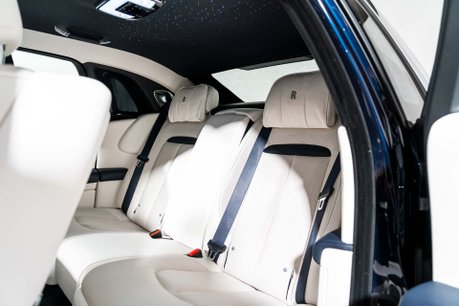 Rolls-Royce Ghost V12. STARLIGHT. H, C & M SEATS. REAR ENTERTAINMENT. HUD. A/CRUISE CONTROL 27
