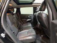 Jeep Cherokee 2.2 MultiJetII Overland SUV 5dr Diesel Auto 4WD Euro 6 (s/s) (200 ps) 30