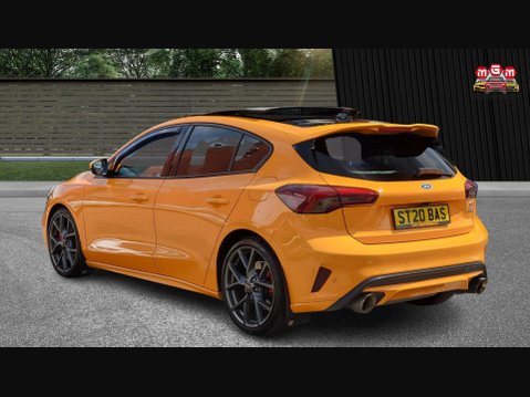 Ford Focus ST 6