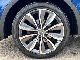 Renault Kadjar 1.5 Kadjar Iconic Blue dCi Auto 5dr 12