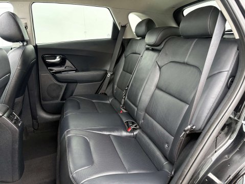 Kia Niro 1.6 Niro 4 HEV Semi-Auto 5dr 69