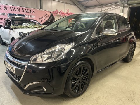Peugeot 208 ALLURE 9