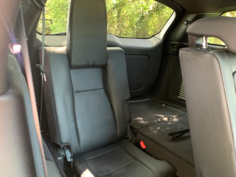 Land Rover Discovery Sport TD4 HSE BLACK 15
