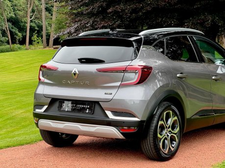 Renault Captur TECHNO E-TECH 11