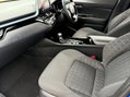 Toyota C-HR DESIGN AUTOMATIC 22
