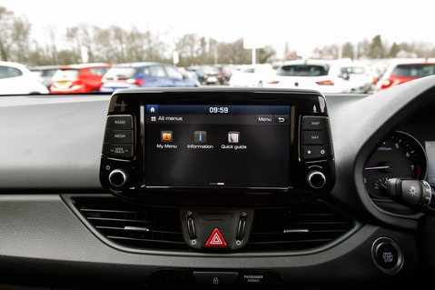 Hyundai i30 T-GDI FASTBACK N LINE PLUS NAV 30