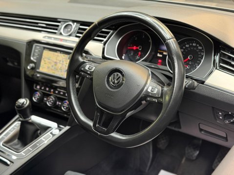 Volkswagen Passat 2.0 TDI BlueMotion Tech GT Euro 6 (s/s) 5dr 36