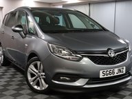 Vauxhall Zafira SRI 19
