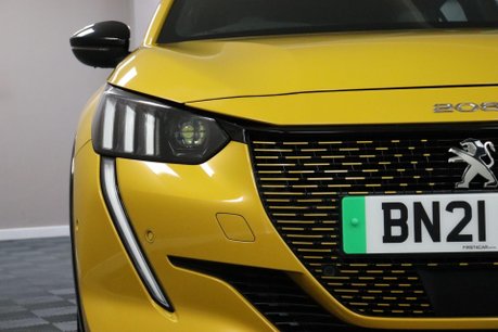 Peugeot e-208 GT PREMIUM 26