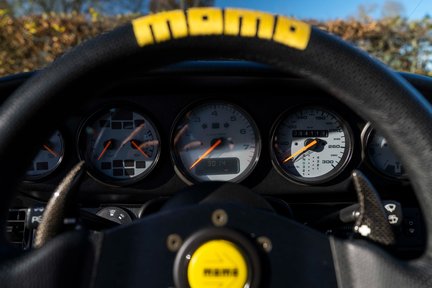 Porsche 911 993 CARRERA 21