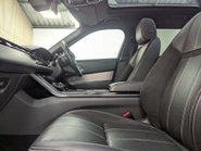 Land Rover Range Rover Velar 2.0 Range Rover Velar R-Dynamic S D240 Auto 4WD 5dr 35