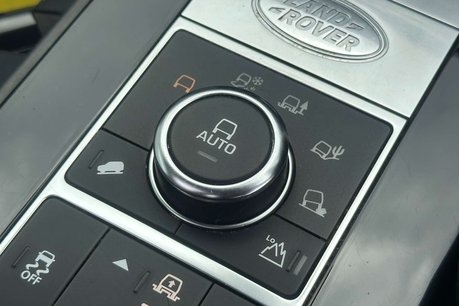 Land Rover Discovery 3.0 TD V6 HSE Luxury SUV 5dr Diesel Auto 4WD Euro 6 (s/s) (258 ps) 50