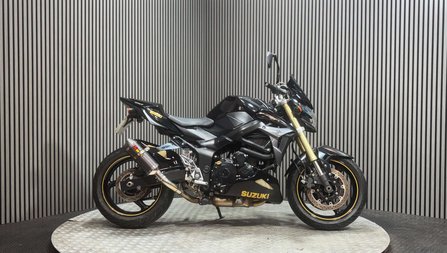 Suzuki GSR750 2011 ONLY 16K GOOD RUNNING NAKED PROJECT BIKE 750CC INLINE 4