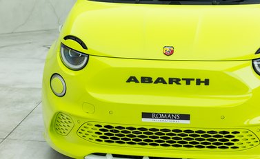 Abarth 500e Scorpionissima 28