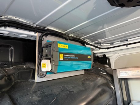 Ford Transit Connect 1.5 240 EcoBlue Limited Auto L2 Euro 6 (s/s) 5dr 12