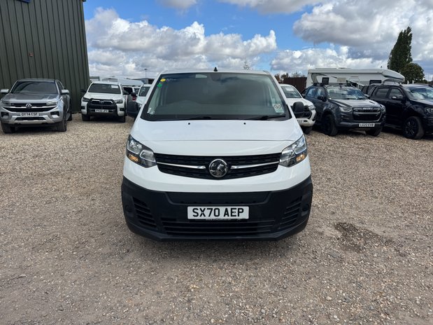 Vauxhall Vivaro AUTO 75Kwh (SOLD KH) LWB L2H1 Low Roof Air Con Sensors EURO 6 3