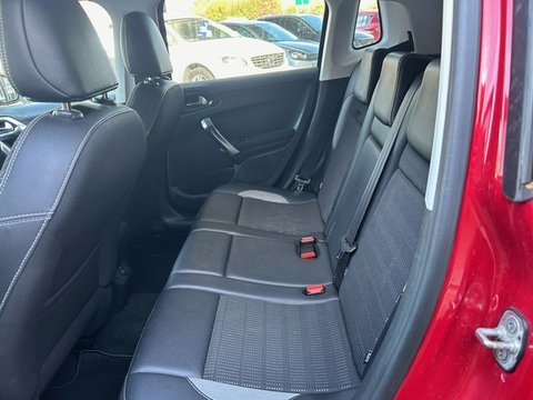 Peugeot 2008 PURETECH ALLURE 10