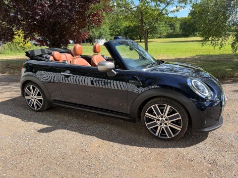 Mini Convertible COOPER EXCLUSIVE 28