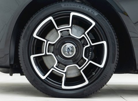 Rolls-Royce Wraith Black Badge 8