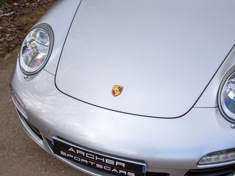 Porsche 911 CARRERA 2 23