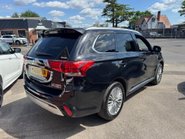 Mitsubishi Outlander 2.4h TwinMotor 13.8kWh 4h CVT 4WD Euro 6 (s/s) 5dr 6