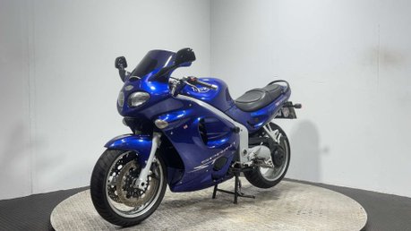 Triumph Sprint 2002 27K RUNNING PROJECT BIKE SPARES OR REPAIR SPORTS TOURER 5