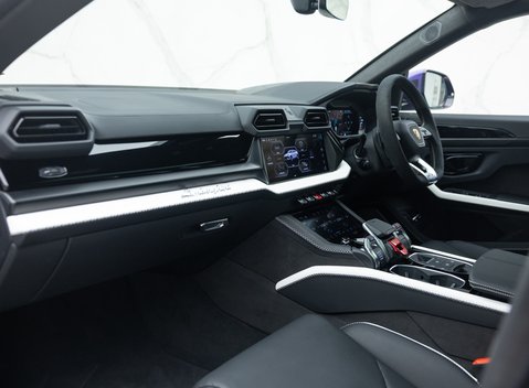 Lamborghini Urus SE 20