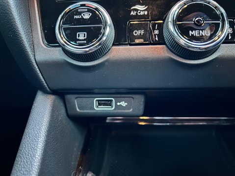 Skoda Octavia SE L TSI DSG 28