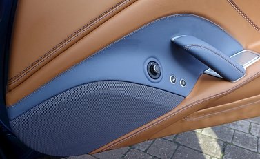 Ferrari California T 25