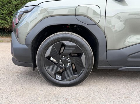 Suzuki e Vitara 61kWh Motion Auto 5dr 13
